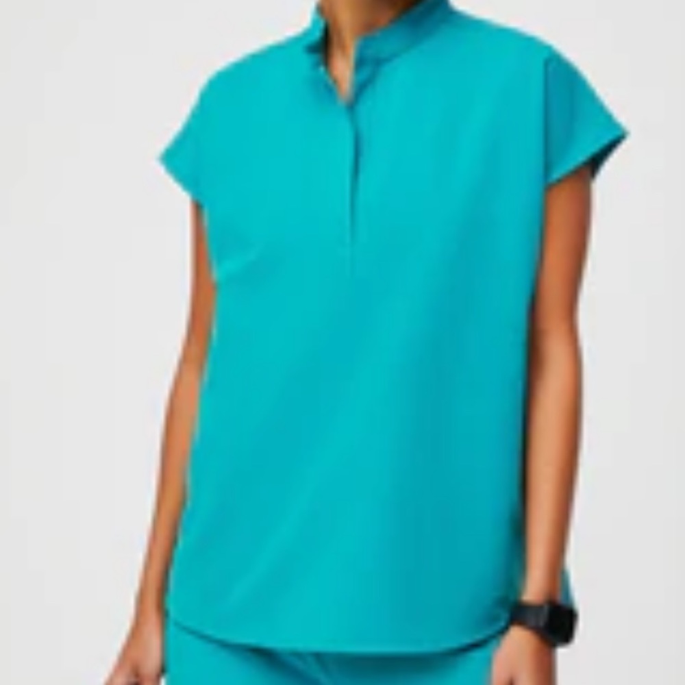 Figs scrub set
TEAL Rafael Medium & Yola Medium Petite Skinny Scrub Pants NWT
